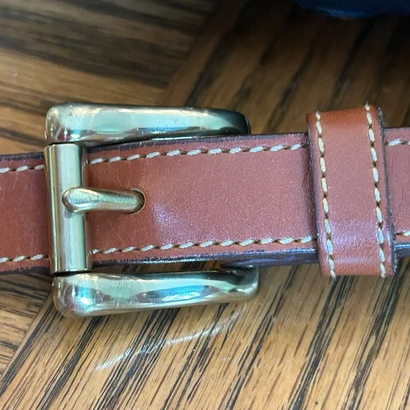 Vintage Dooney & Bourke Black and Tan All-Weather Leather Essex Crossbody Bag - Picture 9 of 16